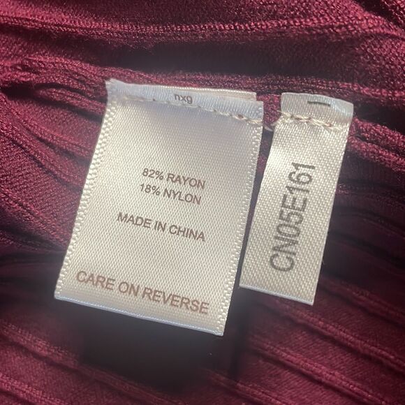 Eva Mendes for New York & Company Ribbed Knit Midi Skirt Maroon sz S - Picture 5 of 10